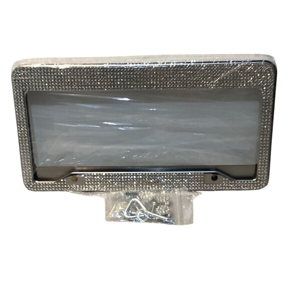 2 pcs Diamond Diva Metal License Plate Frames w/ Mounting Hardware Diamonded New - Picture 1 of 1